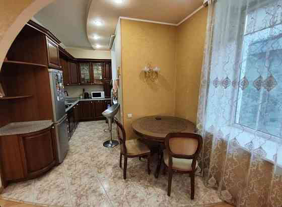 Продам 3комнатную квартиру по ул. Горького в Ворошиловском р-не г. Донецка Донецк