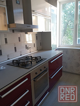 Продам 3-х комнатную квартиру в Калининском районе (б. Шахтостроителей, конечная 4 троллейбуса) Донецк - изображение 2