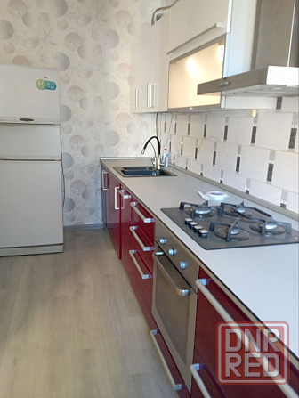 Продам 3-х комнатную квартиру в Калининском районе (б. Шахтостроителей, конечная 4 троллейбуса) Донецк - изображение 1