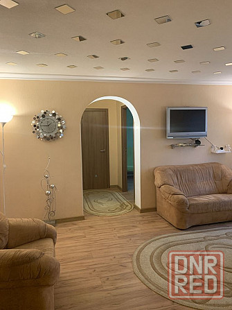 Сдаю двухкомнатную квартиру 43.0 м² этаж 5/9 Район Кировский, Микрорайон Мирный Донецк - изображение 3