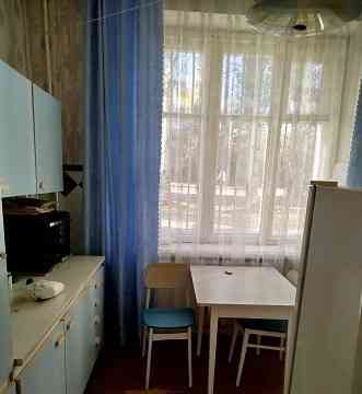 Сдам 3-к квартиру по ул.Ленина Макеевка