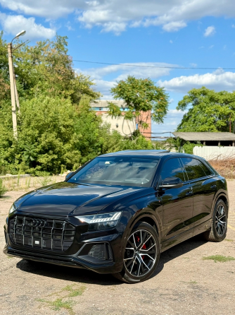 Audi Q8 S-Line 2020 год Идеальное состояние Донецк
