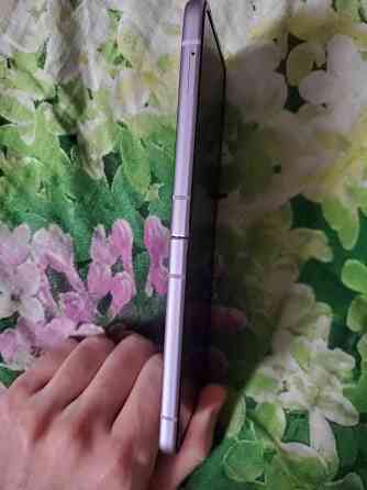 Samsung Galaxy Z Flip 3 Горловка