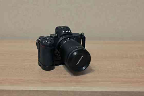 Беззеркальный фотоаппарат Nikon Z5 с объективом 35мм 1.8S Макеевка