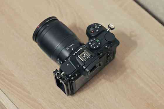 Беззеркальный фотоаппарат Nikon Z5 с объективом 35мм 1.8S Макеевка