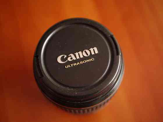 Canon EF-S 17-85 IS с дефектом Макеевка