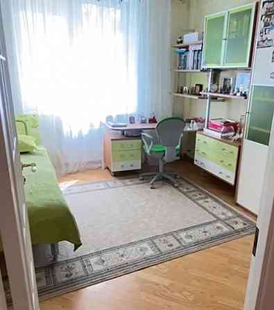 Продажа 4-комнатной квартиры в центре города Донецк