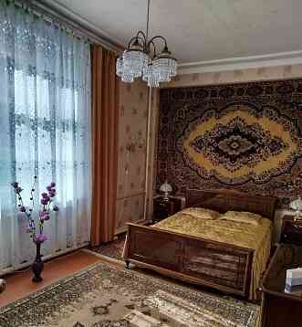 Сдам 3-к квартиру по ул.Ленина Макеевка