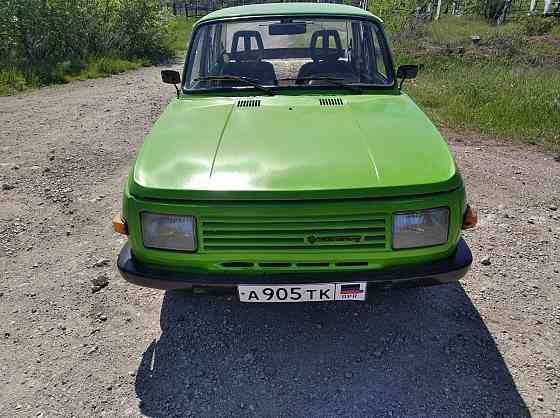 Рамный седан 1987 года Wartburg 353 W Донецк