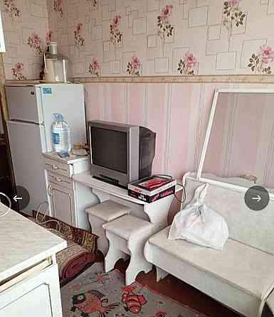 Продам 2-х комнатную квартиру в Буденновском районе , ориентир Майский рынок. Документы готовы. Донецк