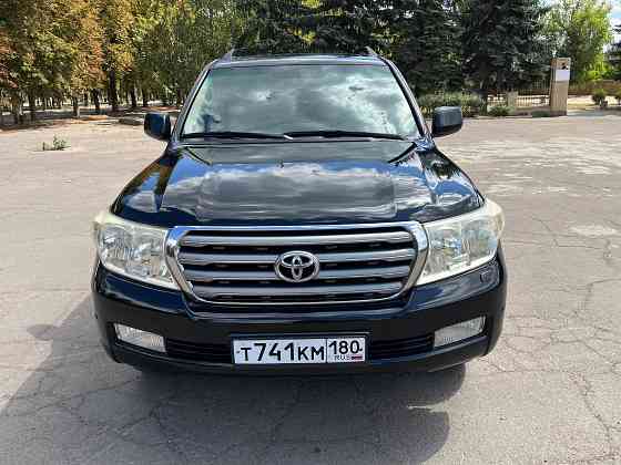 Toyota Land Cruiser 200. Год 2008. Двигатель 4.5 дизель. Коробка автомат. Пробег 265т. Донецк
