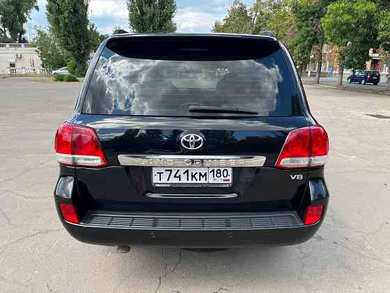 Toyota Land Cruiser 200. Год 2008. Двигатель 4.5 дизель. Коробка автомат. Пробег 265т. Донецк