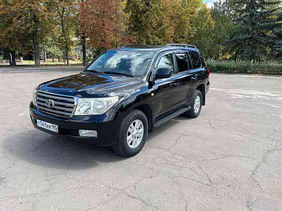 Toyota Land Cruiser 200. Год 2008. Двигатель 4.5 дизель. Коробка автомат. Пробег 265т. Донецк