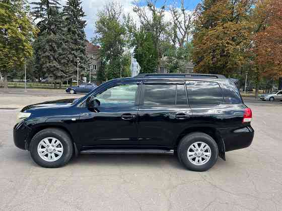 Toyota Land Cruiser 200. Год 2008. Двигатель 4.5 дизель. Коробка автомат. Пробег 265т. Донецк