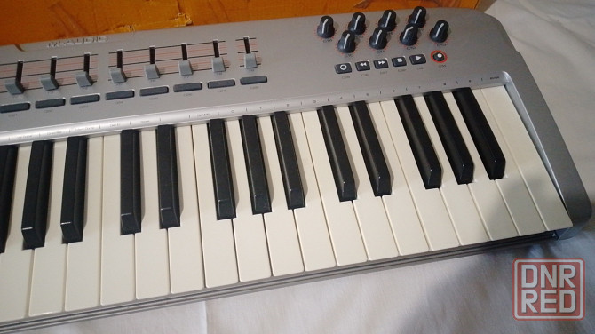 Миди клавиатура M-AUDIO OXYGENE 49 Донецк - изображение 6