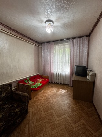 Продажа 3-комнатной квартиры 1/9, с автономным отоплением в г. Харцызск, 40 лет освобождения Украины Харцызск