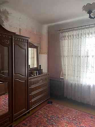 1/2 часть газифицированного дома (дом на два хозяина), площадью 100,5 м кв. Енакиево