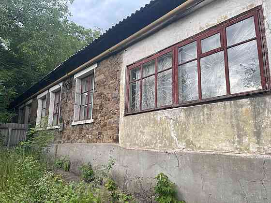 1/2 часть газифицированного дома (дом на два хозяина), площадью 100,5 м кв. Енакиево