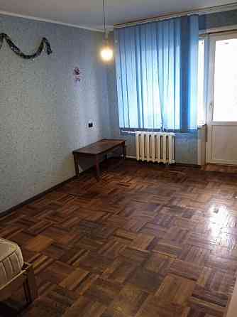 Продается 4 - х комнатная квартира, Ленинский пр-т Донецк