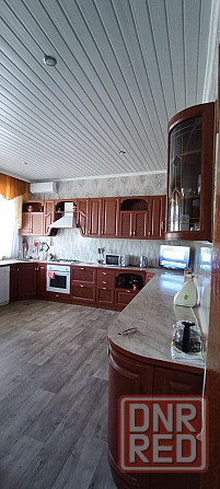 Продается дом в Макеевке (Красногвардейский район, центр Гвардейки). Макеевка - изображение 1