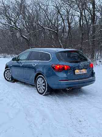 Продам Opel Astra J Sports Tourer (универсал) Донецк
