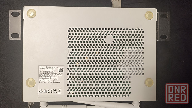 MikroTik Коммутатор CRS109-8G-1S-2HnD-IN Донецк - изображение 3