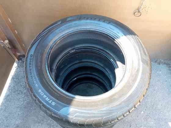 Продам резину Viatti 215 60 R16 Донецк