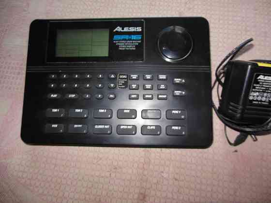 Продаю ритм бокс Alesis SR 16 Донецк