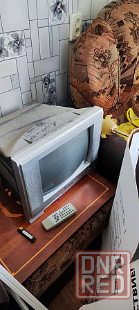 Телевизор, тумба, DVD Донецк - изображение 1
