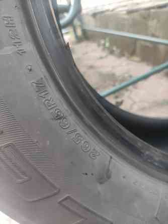 Шина на запаску Bridgestone 265/65 R17 Донецк