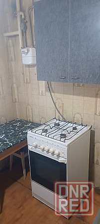 Сдам 2 комнатную квартиру в центре Макеевки 1 этаж,вода отлично по графику Макеевка - изображение 1