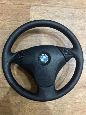 Продам Руль BMW e60 Макеевка