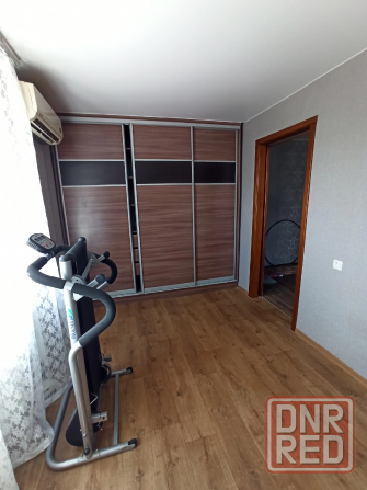 Продажа 2комнатной квартиры 4/4 Город Макеевка, Советский р-н, Больничный городок, ул. Середы Макеевка - изображение 7