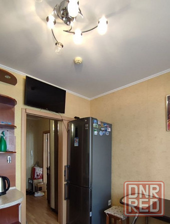 Сдаю однокомнатную квартиру 36.0 м² этаж 4/5 город Донецк, Калининский район Донецк - изображение 3