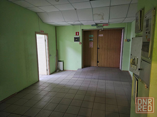 Сдам в аренду торговое помещение 271 м2 г. Макеевка, Красный рынок Макеевка - изображение 4