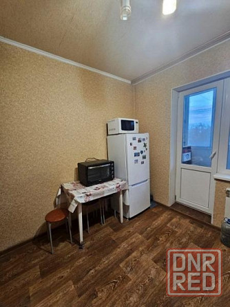 Продам крупногабаритную 1ком. центр Текстильщика жилое состояние Донецк - изображение 4