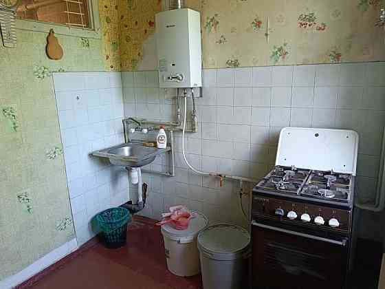 Продам 1 комнатную квартиру пр-т Ильича Донецк