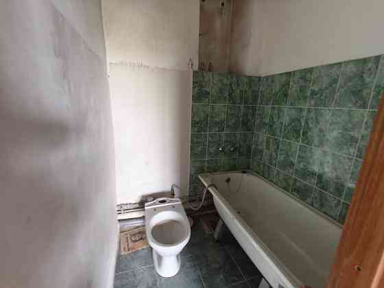 Продам 2 ком. кв.на Азотном. Донецк