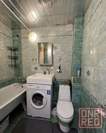 Сдаю однокомнатную квартиру 32.0 м² этаж 2/9. Однокомнатная квартира в Ленинском районе, оцкб Донецк - изображение 5
