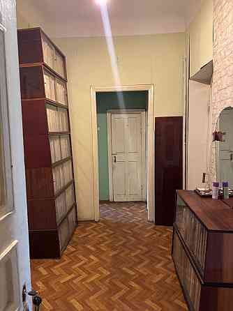 Продается четырехкомнатная квартира в Ворошиловском районе, пр.Театральный Донецк