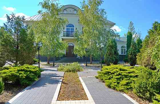 Роскошный загородный дом. Донецк