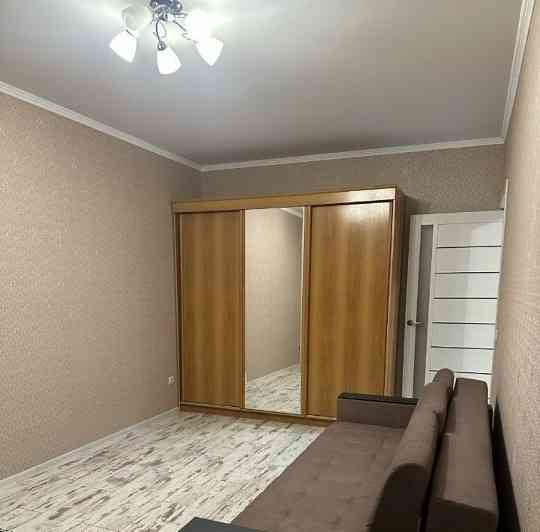 Сдаю однокомнатную квартиру 41.0 м² этаж 4/5 город Донецк, Ворошиловский район Донецк