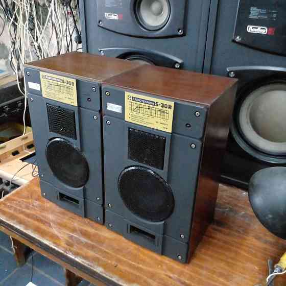 продам акустику Горловка