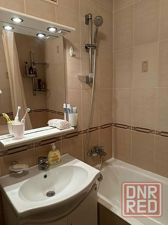 Сдам в аренду комфортную 1-комнатную квартиру , ориентир ул. Краснооктябрьская Буденновский район Донецк - изображение 1