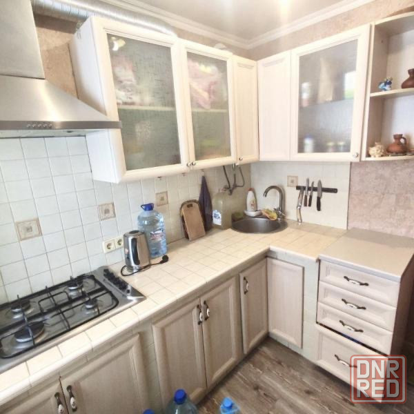 Продается 1 ком. квартира (33 м* 4/5 этаж ) Челюскинцев, Белый Лебедь Донецк - изображение 1