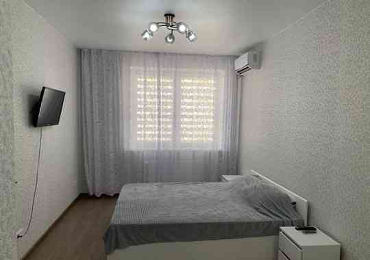 Сдаю однокомнатную квартиру 35.0 м² этаж 5, город Донецк, Киевский район Донецк