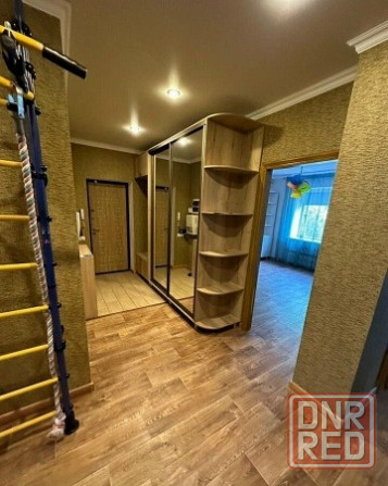 Сдаю двухкомнатную квартиру 60.0 м² этаж 1/9 город Донецк, Буденновский район Донецк - изображение 3
