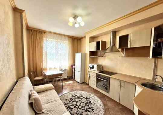 Сдаю однокомнатную квартиру 40.0 м² этаж 6, город Донецк, Ворошиловский район Донецк
