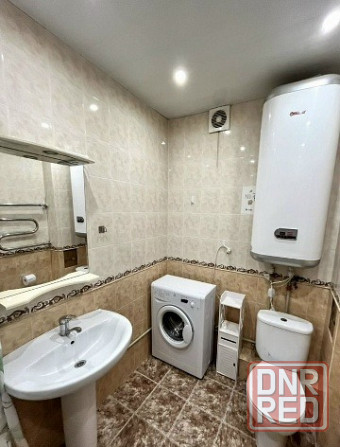 Сдаю однокомнатную квартиру 40.0 м² этаж 6, город Донецк, Ворошиловский район Донецк - изображение 2