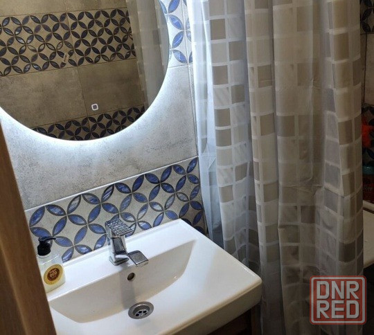Сдаю двухкомнатную квартиру 45.0 м² этаж 2/9. Район: Ворошиловский Донецк - изображение 5